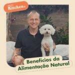 Alexandre Rossi Instagram - Por ser composta de ingredientes 100% naturais, a alimentação natural é muito palatável, e sempre bem aceita em todas as fases de vida do cachorro. Além de ser uma forma de oferecer ainda mais carinho, as Refeições Naturais™ e Toppers Zee.Dog Kitchen podem ser utilizados em brinquedos recheáveis e labirintos, promovendo o que chamamos de enriquecimento ambiental. Visite @zeedog_kitchen e saiba mais. #zeedogkitchen #alexandrerossi #drpet #bemestaranimal #saudeanimal #alimentacaopet #parceria