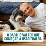 Alexandre Rossi Instagram - O Barthô está ficando velhinho e tenho notado algumas mudanças nele com a idade que tá chegando. Uma delas é que ele acaba fazendo xixi quando vai “preparar” a caminha para deitar. Por isso, decidi começar a colocar fralda nele em alguns momentos específicos, como esse. É tudo pensado em garantir o bem-estar dele, pra que ele não faça xixi na própria caminha e fique deitado no molhado depois. Você sabia que existia fralda pra cachorro? Além desse, tem mais alguns cuidados que vamos começar por aqui com ele. Contei mais sobre isso no meu podcast que está no Youtube e nas principais plataformas de aúdio. E amanhã (07/03), também vou fazer uma live sobre o assunto, não percam! : #alexandrerossi #drpet #barthooficial #velhicecanina #barthoenvelhecendo #barthoidoso #fraldapracachorro