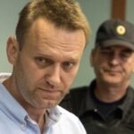 Alexey Navalny Instagram - По всем мыслимым и немыслимым законам меня должны были этапировать из Мелехово. Суд давно прислал все документы, и положенные 10 дней прошли. В колонии строгого режима я находиться никак не могу. Но у меня каждый день следственные действия, я должен слушать сотни часов «экстремистских» аудиозаписей. Следствие не хочет переводить меня в СИЗО, но и не хочет ездить ко мне куда-нибудь в Сибирь в колонию особого режима. Поэтому как обычно в отношении меня отменили нормы российского права и держат на старом месте. Постоянно в ШИЗО, конечно. Вот только что дали очередные 15 суток. 23-й раз, всего 266 дней.