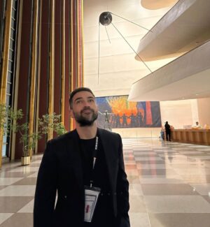 Alfonso Herrera Instagram - Un sputnik pirata