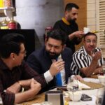 Ali Fadil Instagram - كان يوما رائعا مع زملاء رائعين ومع الاسف خلصت الكعدة وما حلينا مشكلة برج القوس @ayadradhi @ali_jaber35 @actress_alaa_hussein لكن برج الجدي فرض نفسه بالمكان @sollaf5 @actress_alaa_hussein واحلى ضيافة كانت مع @alhalawanysweet ورمضان كريم