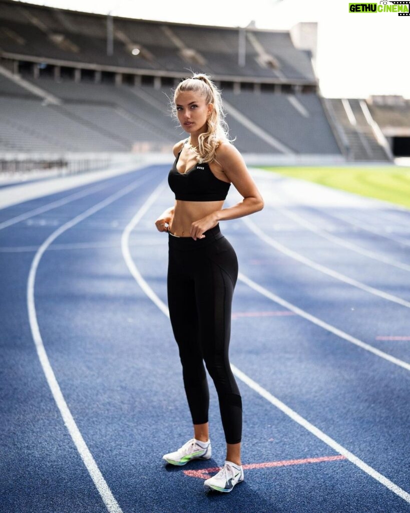 Alica Schmidt Instagram - If you always do what you always did, you‘ll always get what you always got 📸 @fredirichter #trackandfield #running