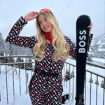Alica Schmidt Instagram - ⛷️⛷️ Ad/ @boss #hkr23 #boss #skiing #BOSSeyewear Kitzbühel, Austria