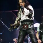Alice Cooper Instagram - No rest for the wicked. Back on the road in one week! 🎟 https://AliceCooper.com 📸 @bengraves87