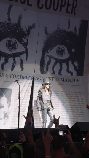 Alice Cooper Instagram - Just seven more shows with the Freaks on Parade. This isn't going to have a happy ending.

🎟 https://AliceCooper.com