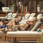Alisher Morgenshtern Instagram - legit paparazzi by @theradiere Мигранты - беженцы, в ландшафтах и этнических сообществах.