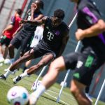 Alphonso Davies Instagram - ⚽️😁 #AD19⚡️