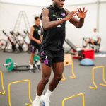 Alphonso Davies Instagram - 🏋🏾💪🏾 #AD19⚡️