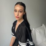 Alycia Debnam-Carey Instagram - The reunion I didn’t know I needed. Thank you @diorbeauty for the most beautiful evening. @dior