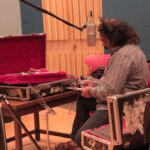 Amaal Mallik Instagram - Recording woodwinds with the legend @naveenkumarflute for my next #Mohabbat ♥️🎵 #MohabbatBTS #AmaalMallik #NaveenKumar