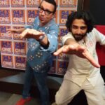 Amaal Mallik Instagram - When Amaal & I met to celebrate his new offering to the world of music 'Tujhe Chaahta Hoon Kyun' 🌞 . Needless to say it turned into a crazy session.. full of interesting stories, anecdotes and of course, this mad interpretation of the song. Love you Amaal ❤️ . Whatte song!! Catch it on all streaming platforms & Fever fm . 8 years.. 100 songs.. march on bro! . #amaalmallik #sharmag #TujheChaahtaHoonKyun #943radioone #feverfm @this_isyour_host_sharmag @amaal_mallik_love @amaal_mallik143 @amaal_my_life_22 @amaalmalik_official @amaalianism_feelings @amaalian_heart @amaal.malik.786 @amaalmallikreels @cured_by_amaalmalik #blockbuster #reelfun #amaalsharmag