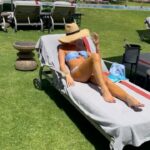 Amanda Holden Instagram - Little bit of sunshine #shoot for something lovely .. coming soon 🇿🇦☀️