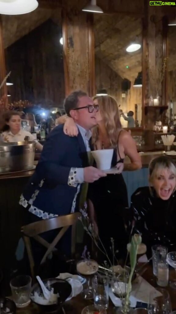 Amanda Holden Instagram - Last night I celebrated my bday early with gorgeous friends and family. @chattyman bought me a BIDET cake. If you’ve watched Amanda and Alan’s Italian job on @bbc and @bbciplayer you will know 😂