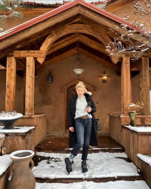 Amber Heard Instagram - ...rare sighting of a Texan in the snow ❄️