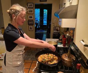 Amber Heard Instagram - The love affair with my cast iron skillet continues..