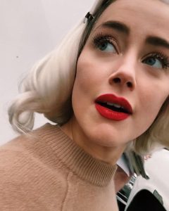 Amber Heard Instagram - When I hear a bottle of wine being opened..
