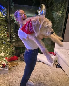 Amber Heard Instagram - Meet the newest member of the Heard family, Barnaby Joyce! 🐶