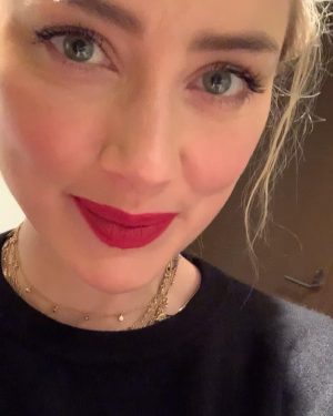 Amber Heard Instagram - 👀
