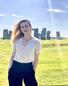 Amber Heard Instagram - Nothing like some 5,000 year old rocks to make you feel young Stonehenge, England