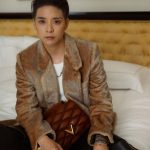 Amber Liu Instagram - paris🧡 @louisvuitton #LVSS24 📸:@jereminkang 🎥:@arthurpuu 💄:@lily_vanita ✂️:@shanicenoelhair