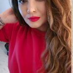 Amber Portwood Instagram - A quick selfie between my dinner prep. Are you making something special for Thanksgiving? #selfiebreak #prep #thanksgiving #thankful 🦃