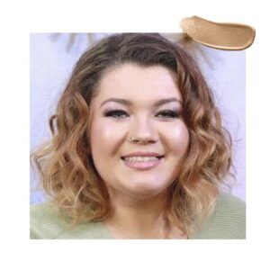 Amber Portwood Instagram - Fresh, baby face. 

#tht #nofillers #youthfulsmile #throwback #onceuponatime #curlyhair #twotonehair #amberportwood