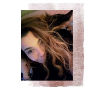 Amber Portwood Instagram - Staying warm with Luna Moon Willow🤍