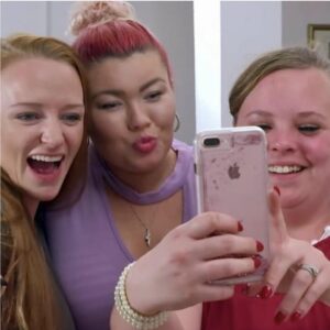 Amber Portwood Instagram - Grateful and thankful for your support.

#grateful #thankful #support #ogs #teenmomog #consitentcy #growingup #growinguptogether #amberportwood #tbt