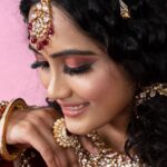 Amika Shail Instagram – Any groom suggestions 💞
.
.

#amikashail #bridallook #ethnicwear #instagood