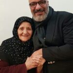 Amir Jafari Instagram - قهرمان زندگی من نه در کتابهاست و نه اسطوره ای در دل تاریخ ..فرشته ایست که به اشارتش زنده شدم و از آن لحظه که اشک تولد ریختم به دعای او آویختم ...به حمایتش نفس کشیدم ...و به عنایتش تا همیشه شکر گزارم جاودان باشی "مادرم" و روزت دوباره و دوباره ها بر من مبارک .... #روز_مادر_مبارک