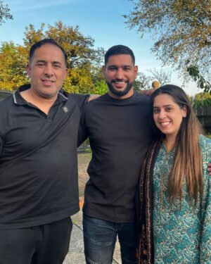 Amir Khan Instagram - Weekend with the khan family in bolton #family