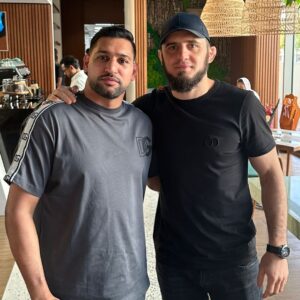 Amir Khan Instagram - Nice meeting the champ @islam_makhachev in Dubai #ufc