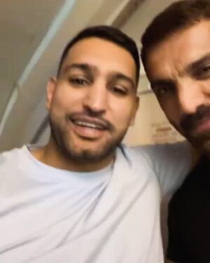 Amir Khan Instagram - Nice to see @thejohnabraham on my flight to Los Angeles 👊🏼