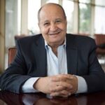 Amr Youssef Instagram - البقاء لله ، الاستاذ #وحيد_حامد الكاتب الكبير و احد اهم اعمدة السينما و الدراما المصرية ، ستبقي خالدً بأعمالك في وجداننا