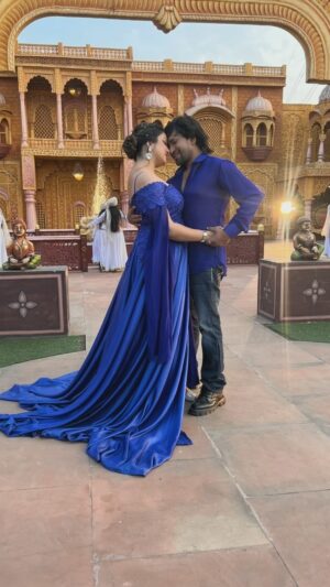 Amrapali Dubey Instagram - Nirahua Rickshawala 2 🥰💙