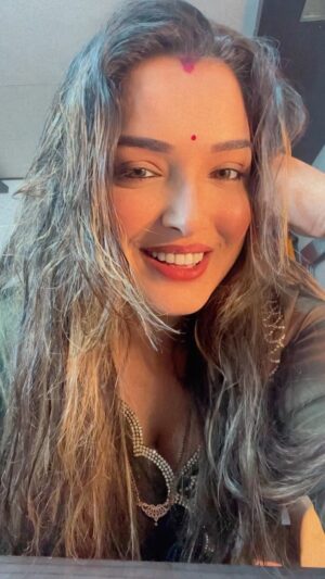 Amrapali Dubey Instagram - 😍🫶🏻 #bordermovie #bhojpuri_song