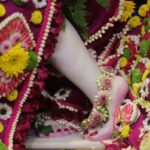Anagha Bhosale Instagram - Flower Festival Darshan on 6th January 2024 #iskcon_chowpatty #iskcontemple #mumbai