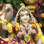 Anagha Bhosale Instagram - Flower Festival Darshan on 6th January 2024 #iskcon_chowpatty #iskcontemple #mumbai