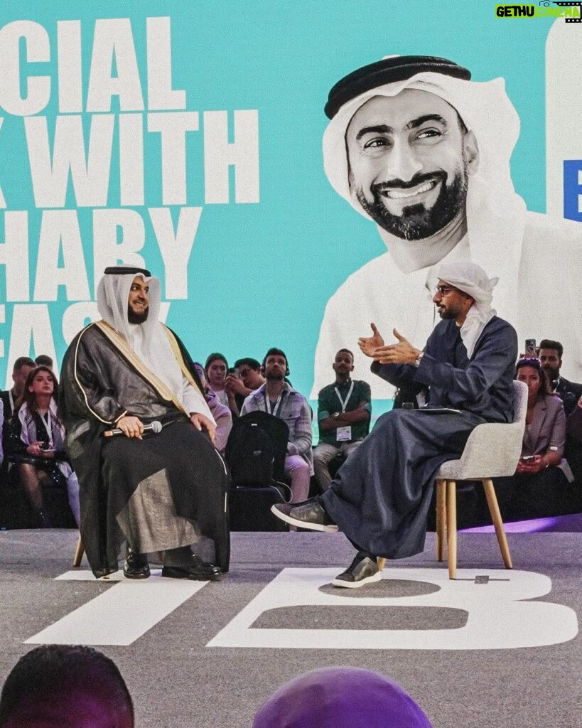Anas Bukhash Instagram - / from the @1billionsummit • مقتطفات من القمة 🇦🇪 #1billionsummit Dubai, United Arab Emirates
