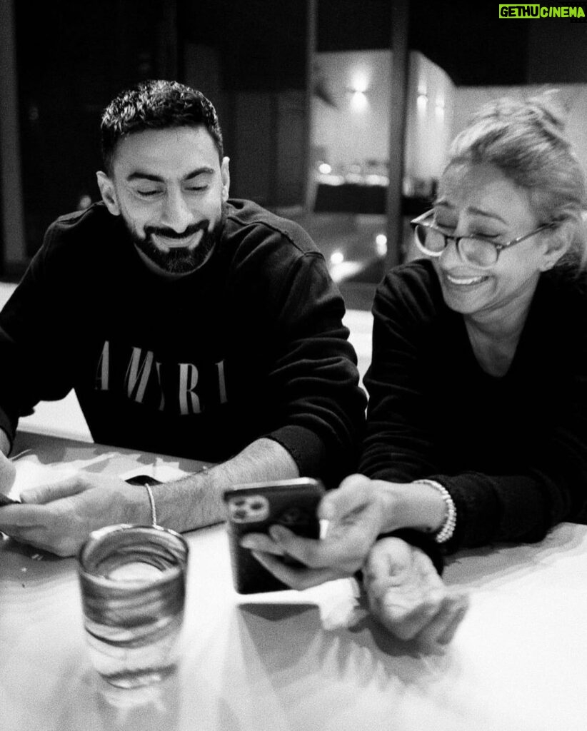 Anas Bukhash Instagram - / happy birthday to our queen of hearts ✨ كل عام وانتي بخير يا ملكة قلوبنا i am so honored to be your son • to be brought up by a great woman like you • as I always say i am a graduate of hala kazim’s school of life • it is amazing how much that heart of yours can give love to this world • you have been a mother not only to us, but to millions of people • the world is much better with you in it • god bless your beautiful soul mama and that contagious laugh of yours. 💛 الله يحفظج لنا أمي • كم أنتي عظيمة • وكم أنا فخور أنا ولدج • يا رب يديم روحج الجميلة وضحكتج اللي تسوى الدنيا. 💛