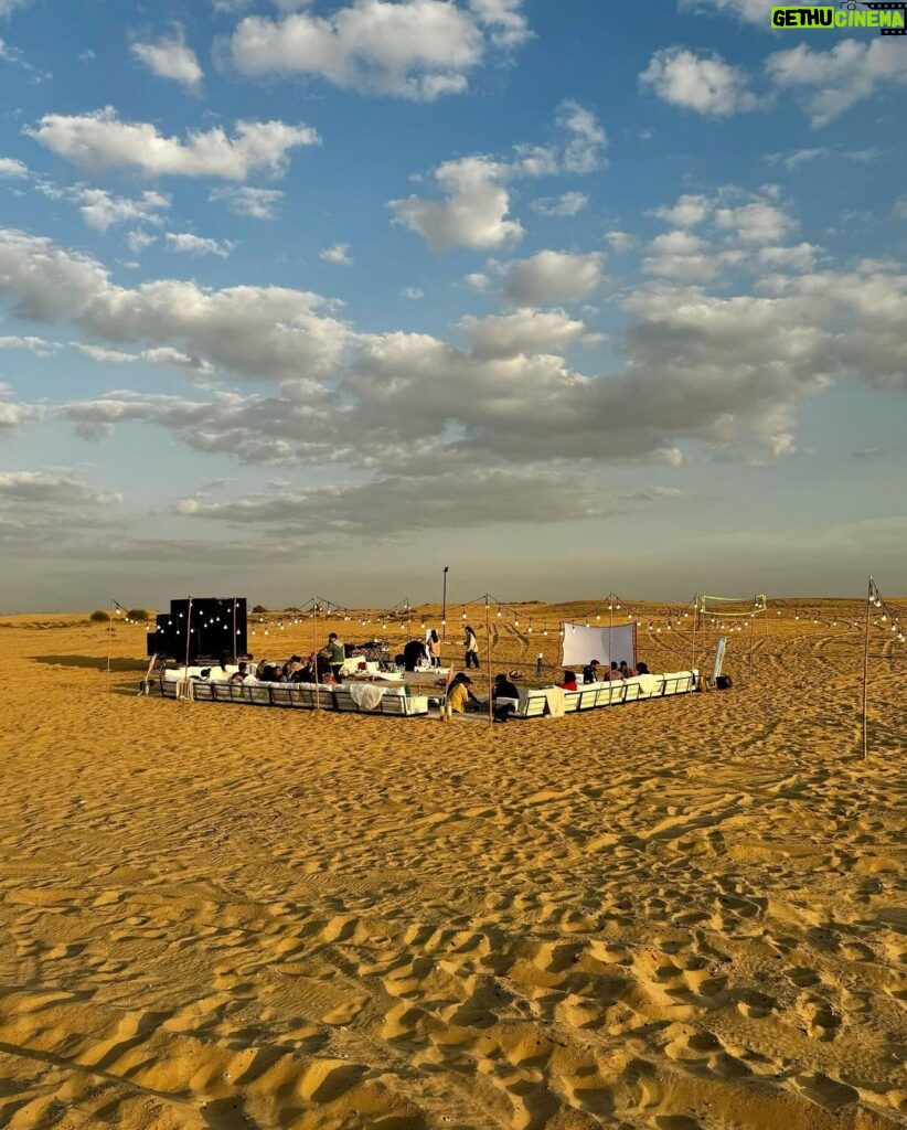 Anas Bukhash Instagram - / a @bukhashbrothers desert day 🌞🐪 يوم في البر مع الفريق #bukhashbrothers Dubai, United Arab Emirates