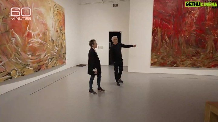 Anderson Cooper Instagram - If you don’t know artist @laurieandersonofficial you are really missing out! I’ve followed her work since “O Superman” and this Sunday I hope you can watch her on @60minutes. There really is no one else like her! @hirshhorn