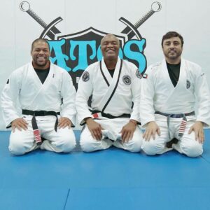 Anderson Silva Instagram - Muito obrigado, meus irmãos, sempre. É uma honra aprender com vocês e estar juntos em momentos como este. Obrigado, mestre @ramonlemos, por me guiar em tantas missões de combate. Foi e sempre será uma grande honra para mim ter tido a oportunidade de ser liderado por você, meu comandante, aprendi muito. Agradeço por tudo. Obrigado, meu irmão @galvaobjj, pela sua irmandade e amizade. Sempre é um prazer ver você, meu irmão. 🥋🥋🥋🥋🥋🥋