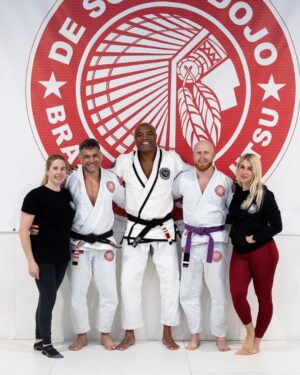 Anderson Silva Instagram - Muito bom está com você  me irmão @desouzadojo  Deus abençoe vocês 🙏🏾🤗❤️🙏🏾❤️amigo
