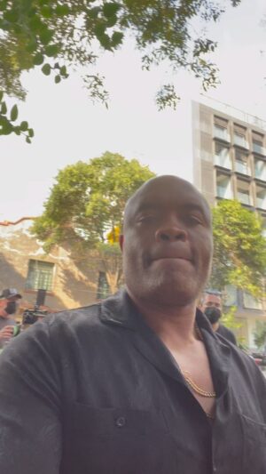 Anderson Silva Instagram - Logo tem novidade meu povo beijos  no coração ❤️🙏🏾❤️❤️
I miss you sister @stephaniesigman 
🎥🎥❤️🎥🎥🎥❤️🎥🎥🎥❤️🎥🎥🎥
