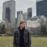 André Lamoglia Instagram - Grab your coffee and dance! NY 🌬️ New York, New York