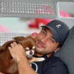 André Luiz Frambach Instagram - Aquele denguinho né, não tem jeito 🐾❤️