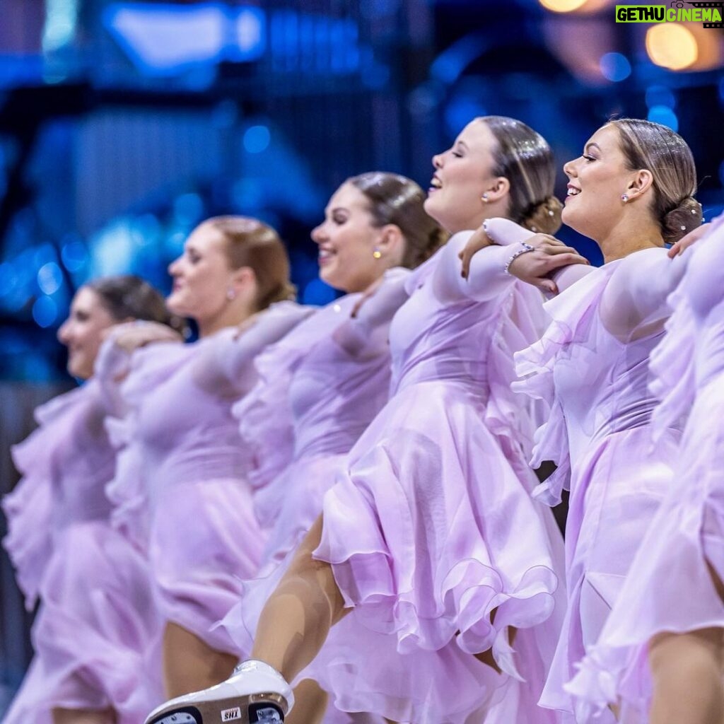 André Rieu Instagram - 🎶✨ Still humming the tunes from Maastricht’s Christmas concerts! Micaëla’s performance of Vocalise, combined with the graceful moves of Team Illumination, left us in awe. Don’t miss out on the Christmas magic next year—grab your tickets for 2024 at www.andrerieu.com/tour (Link in bio) 🎄🎟️ Maastricht, Netherlands