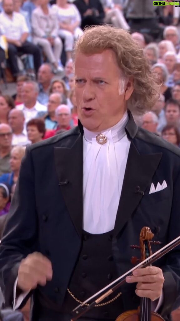 André Rieu Instagram - The Pearl Fishers' Duet, live in Maastricht. Visit www.andrerieu.com for tour dates and tickets 🌎