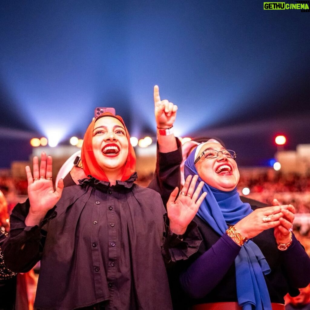 André Rieu Instagram - Feeling the Bahrain love long after the final encore! 🎵🤍❤️ Enjoy the 2023 Bahrain concert on the official André Rieu YouTube Channel. Link in stories and bio. #bahrain @aldana_amp #concert #livemusic #andrerieu #johannstraussorchestra #andrerieu #violin Kingdom of Bahrain